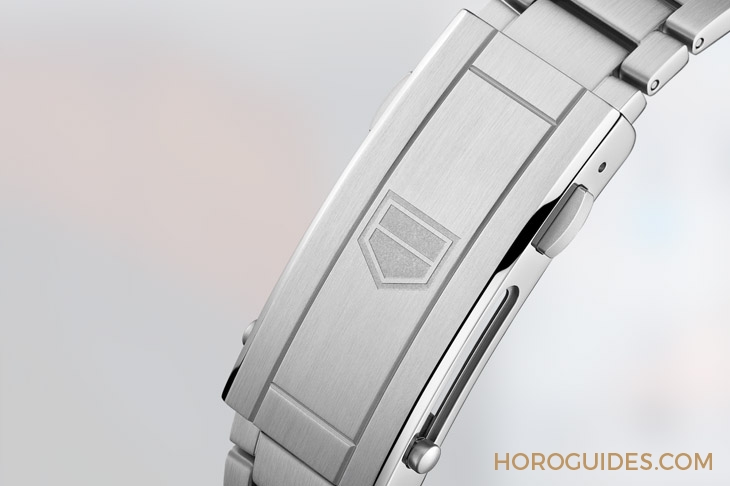 TAG HEUER - 藍白陶瓷圈！ TAG Heuer Aquaracer Professional 300 GMT兩地時間腕表