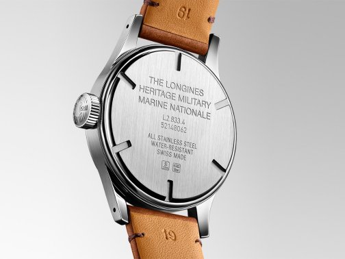 浪琴推出復古Heritage系列腕表，參照1947法國海軍手表