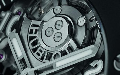 宇舶恒寶機(jī)能與美感兼?zhèn)涞溺U空自動陀飛輪