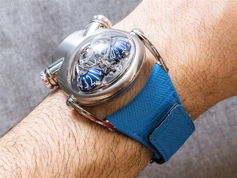 動(dòng)手操作：MB&F HM10 'Bulldog' 手表