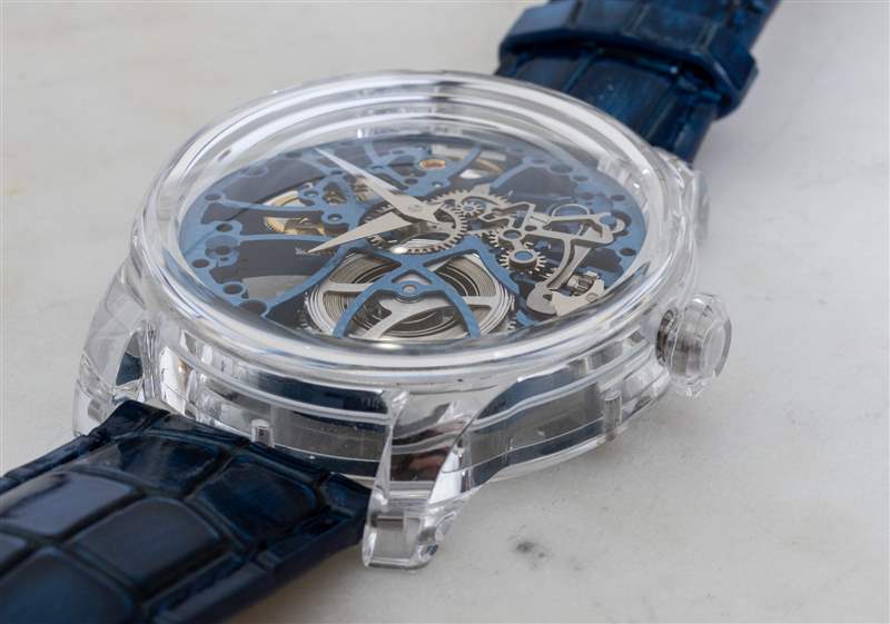 動(dòng)手操作：Artya Wave 水晶藍(lán)寶石表殼手表