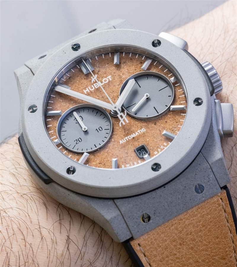 動(dòng)手實(shí)踐：Hublot Classic Fusion Chronograph Concrete Sand Watch with Concrete & Sand 來自迪拜
