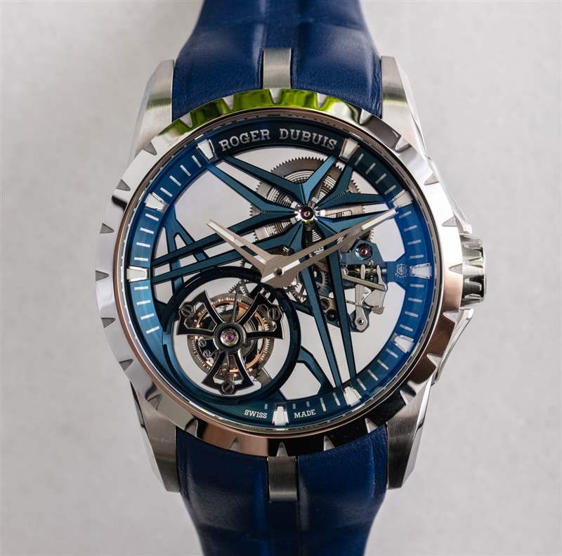 動(dòng)手操作：羅杰杜彼 Excalibur Tourbillon Cobalt Watch