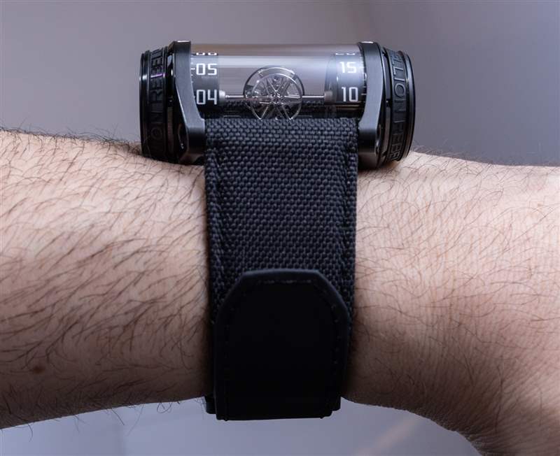 動手實踐：Rebellion WEAP-ONE 雙軸飛行陀飛輪腕表