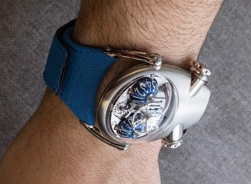 動(dòng)手操作：MB&F HM10 'Bulldog' 手表