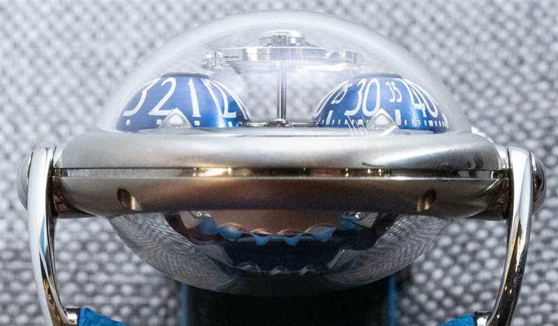 動(dòng)手操作：MB&F HM10 'Bulldog' 手表