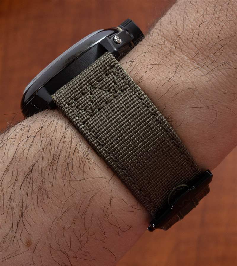 觀看評(píng)論：Waltham Field 和 Marine Dual Time Gunmetal Grey