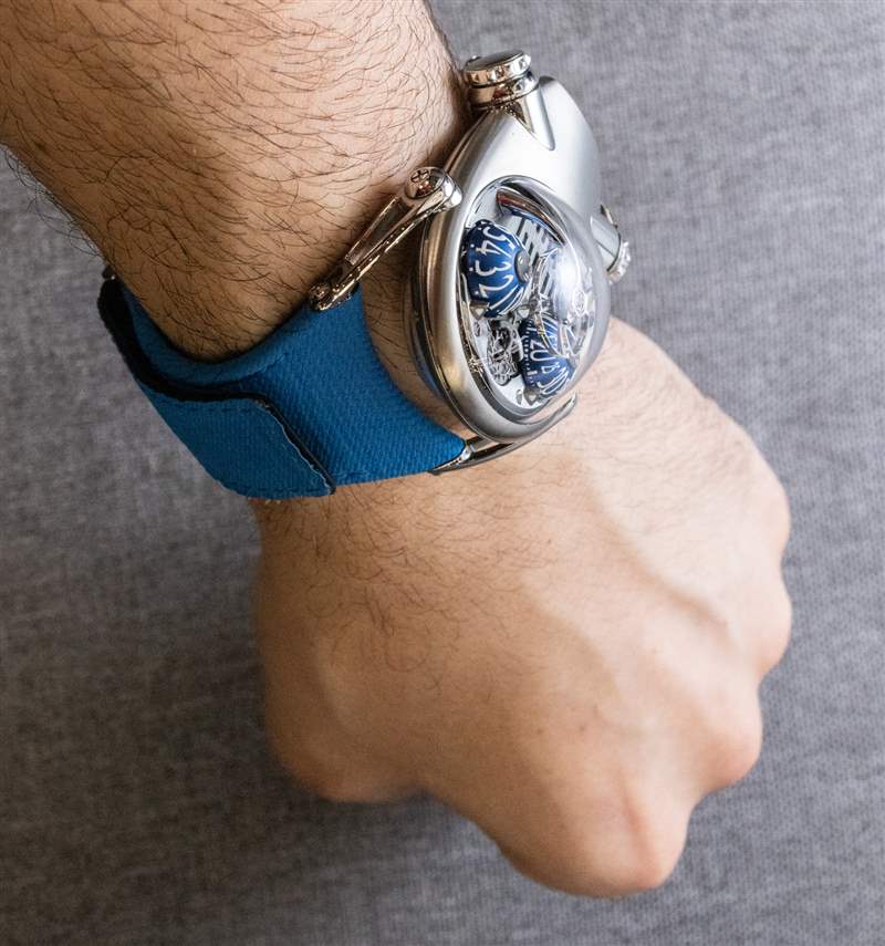 動(dòng)手操作：MB&F HM10 'Bulldog' 手表