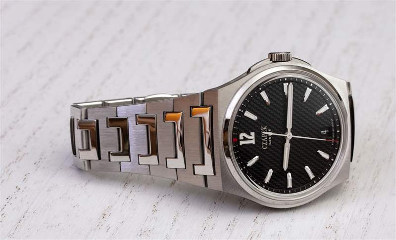 觀看評(píng)論：Czapek & Cie Antarctique