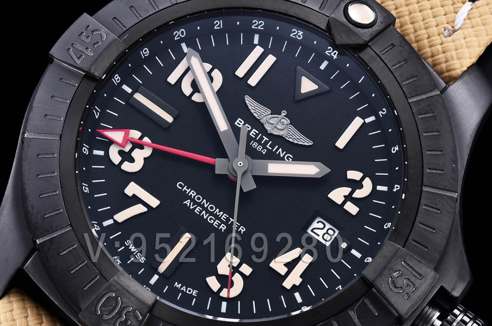 GF廠百年靈GMT雙時區夜間任務版45毫米復仇者評測