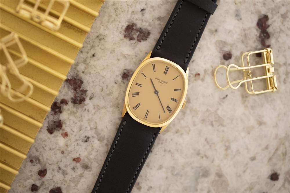 Brynn Wallner和她的百達(dá)翡麗Golden Ellipse