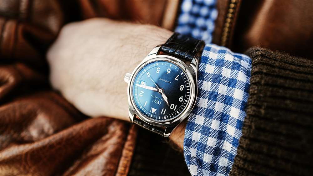 入門(mén)級(jí)萬(wàn)國(guó)表最便宜的手表也是秘密最重要的