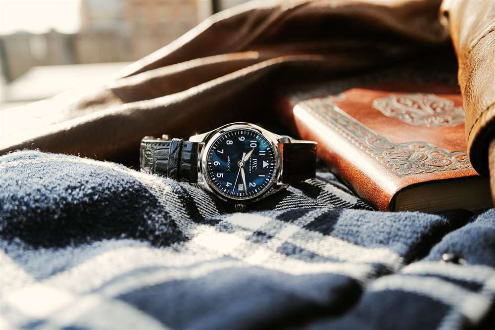 萬(wàn)國(guó)表 36