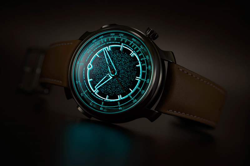 Ming 20.01 Series 2，夜間，呈現發光的夜光表盤