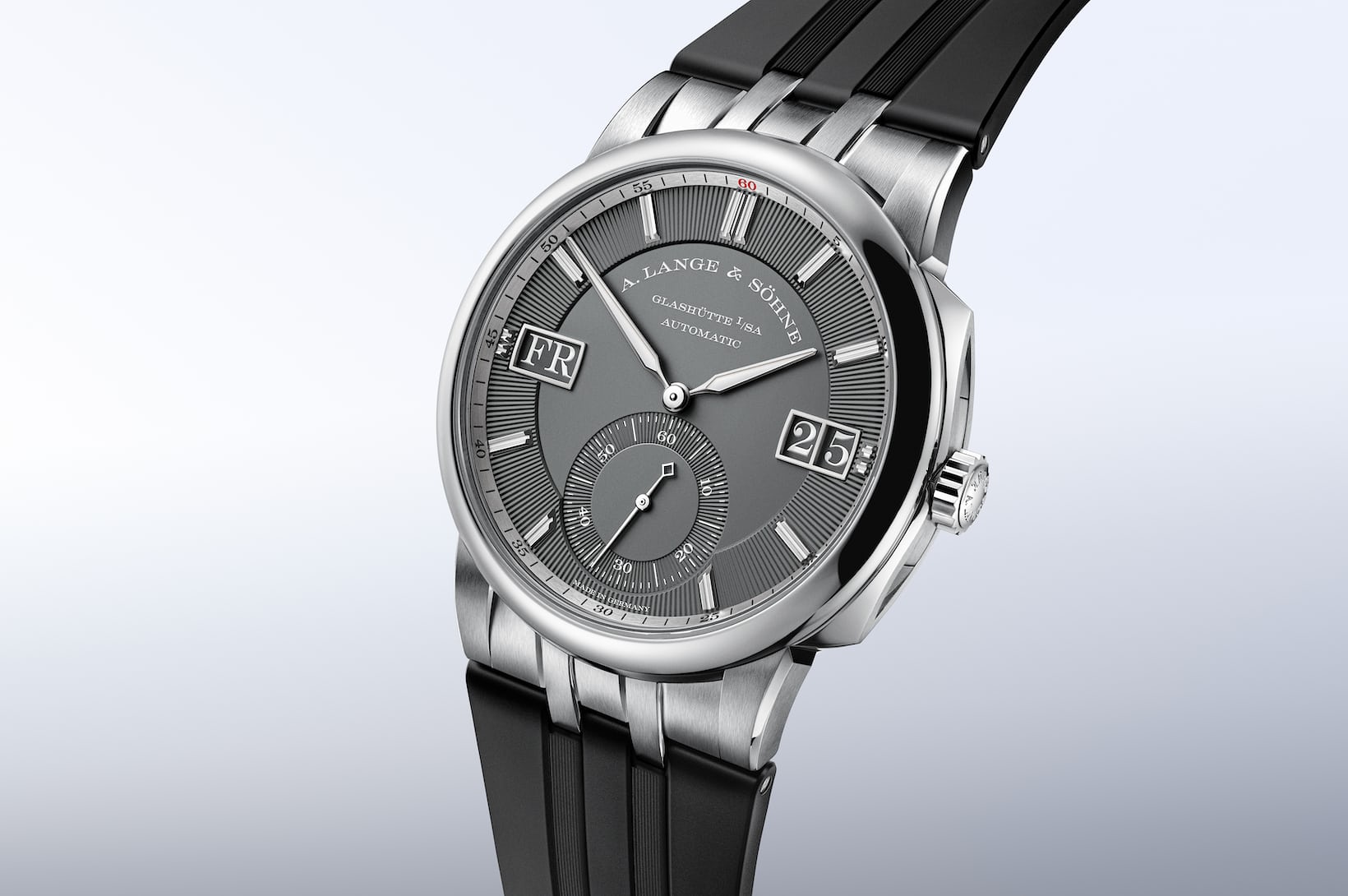 白金 Odysseus，配 OEM 表帶。