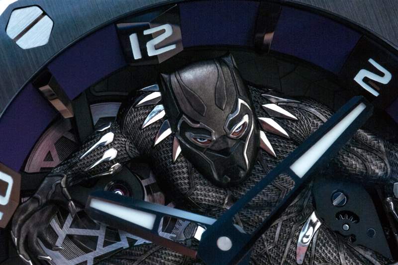 第二意見加入我，因為我試圖理解皇家橡樹概念“黑豹”飛行陀飛輪