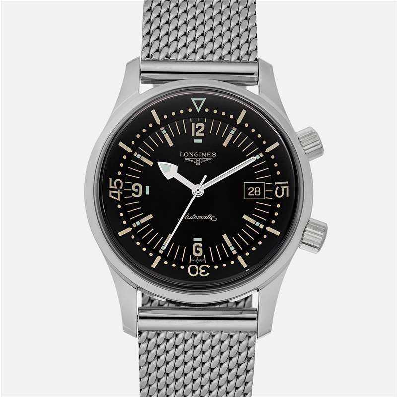 現(xiàn)任浪琴表傳奇潛水員的士兵形象