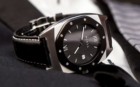 Niall One機械手表聲稱由超過90%的美國零件制成