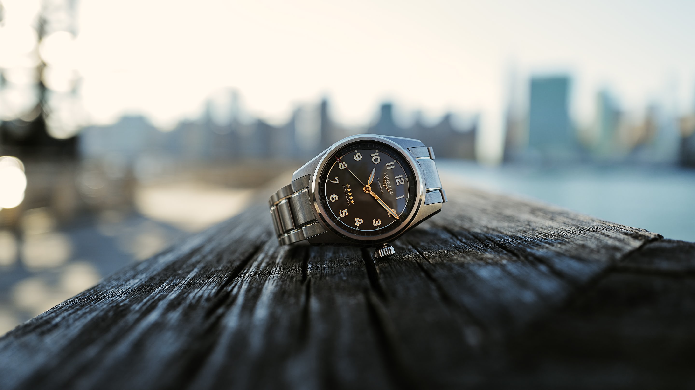 動(dòng)手實(shí)踐新款浪琴表Spirit Titanium實(shí)際上很受歡迎