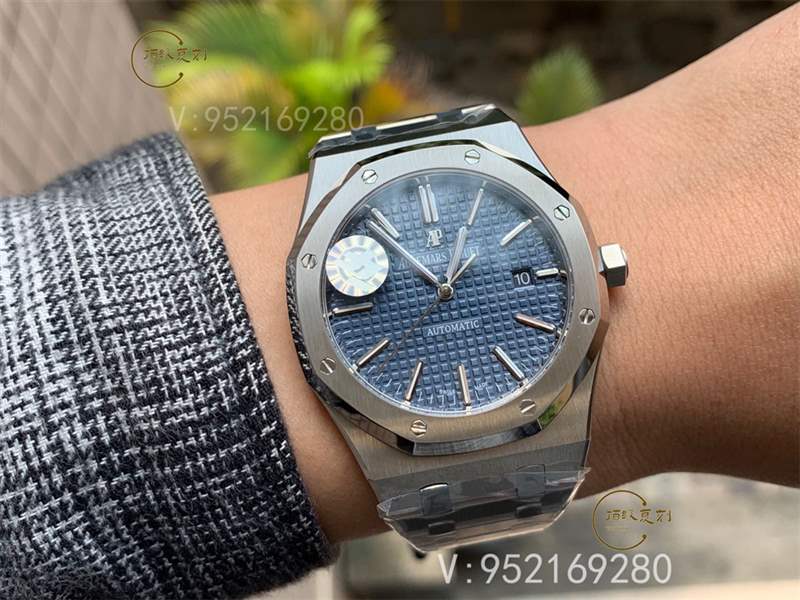 ZF廠愛(ài)彼15400皇家橡樹(shù)復(fù)刻實(shí)拍做工怎么樣,超薄鋼王-復(fù)刻表