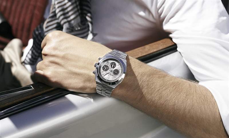 黑白配，江詩丹頓Overseas計(jì)時(shí)熊貓面登場(chǎng)