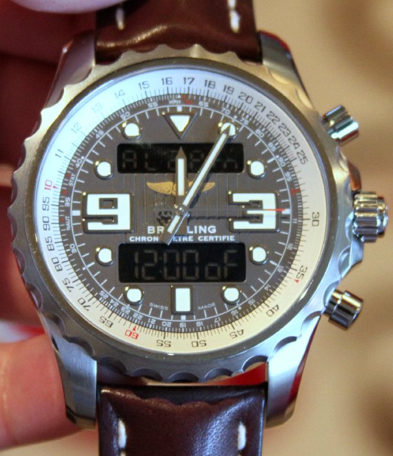 百年靈超時空多功能計時78型機芯腕表