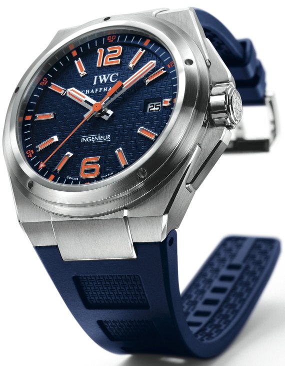 IWC Plastiki塑膠船抵達(dá)悉尼，在途中撿起獨(dú)一無二的鉑金腕表