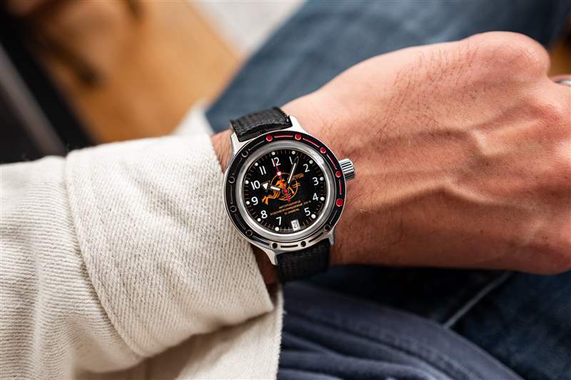 親身體驗(yàn)Vostok Amphibia“Scuba Dude”編號420380