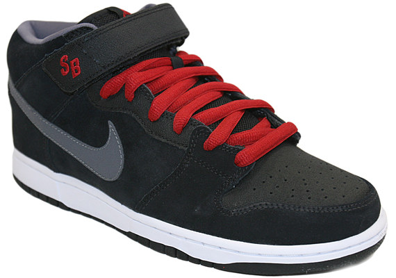 保時(shí)捷設(shè)計(jì) P'6612 儀表板勒芒1970限量版手表