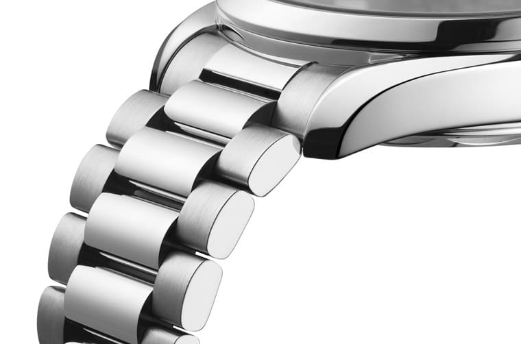 歐米茄海馬Aqua Terra「春系繽紛色彩」多色面盤齊發(fā)展現(xiàn)新魅力