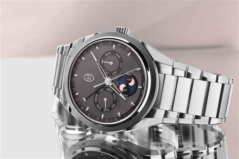 推出帕瑪強(qiáng)尼全新Tonda PF系列是令人激動(dòng)不已的開始