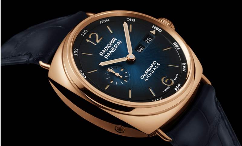 Panerai第一只年歷表現(xiàn)身Radiomir系列