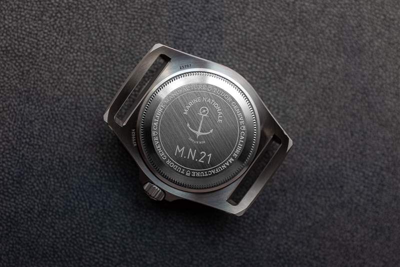 帝舵 FXD 腕表底蓋