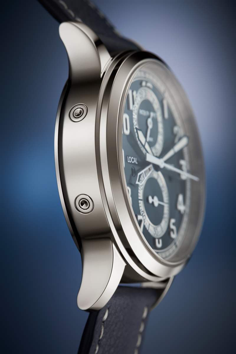 百達(dá)翡麗飛行員旅行時間計(jì)時腕表