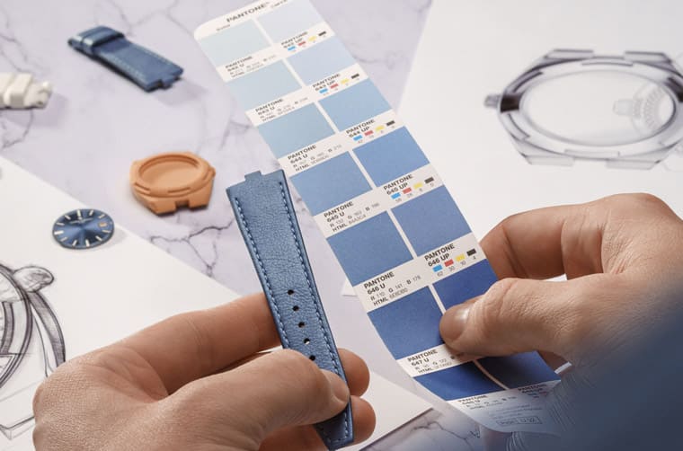 Overseas石英女表特有「晴山藍(lán)」面盤(pán)江詩(shī)丹頓專(zhuān)為這個(gè)國(guó)家限量打造