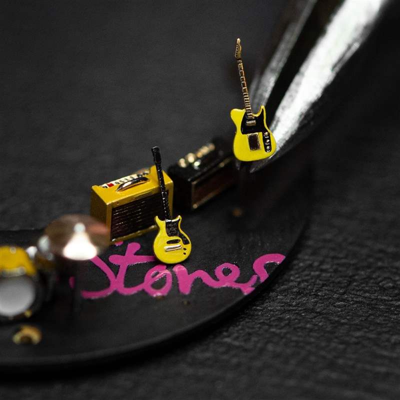 Jaquet Droz推出The Rolling Stones Automaton滾石樂隊主題腕表：黑膠唱片與機巧裝置