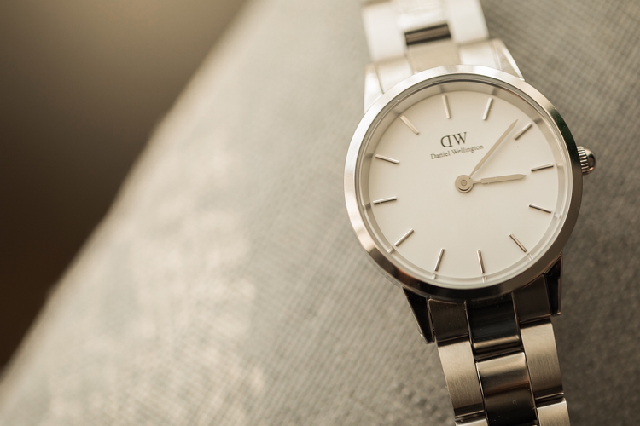 石英表和機械表的區別