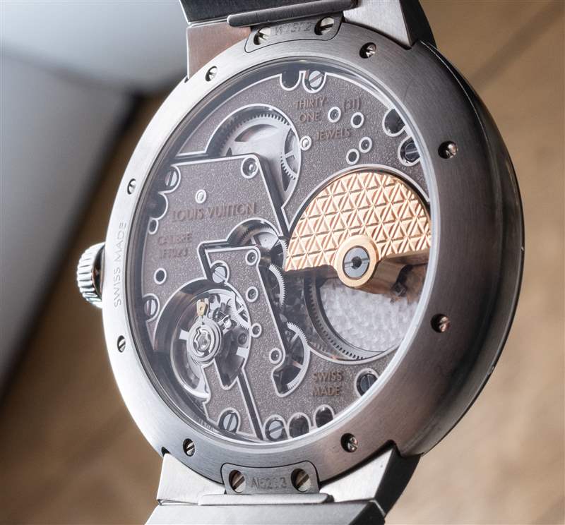 親身體驗(yàn)：路易威登重新推出高端一體式手鏈?zhǔn)直?Tambour