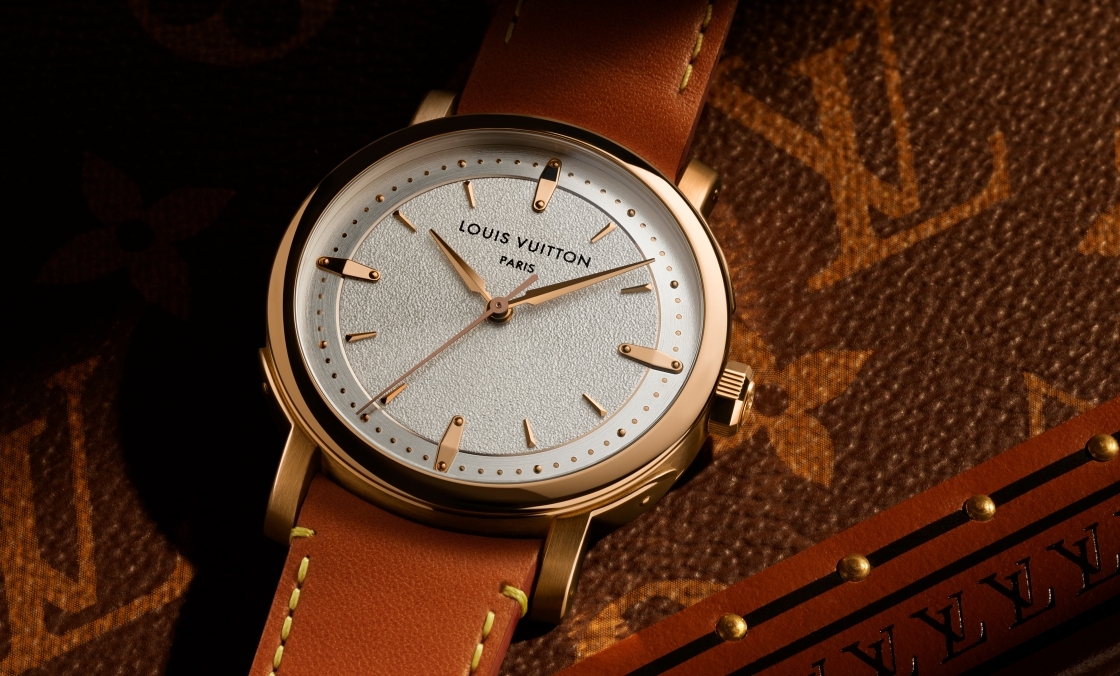 LOUIS VUITTON - 首見簡約大三針，致敬經(jīng)典LV行李箱|LOUIS VUITTON Escale系列四款新表