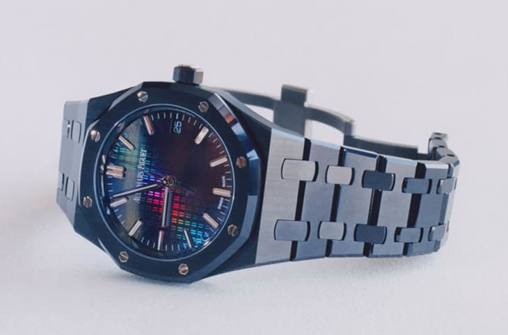 愛彼皇家橡樹系列全黑陶瓷煉帶表：稀有與工藝的完美結(jié)合