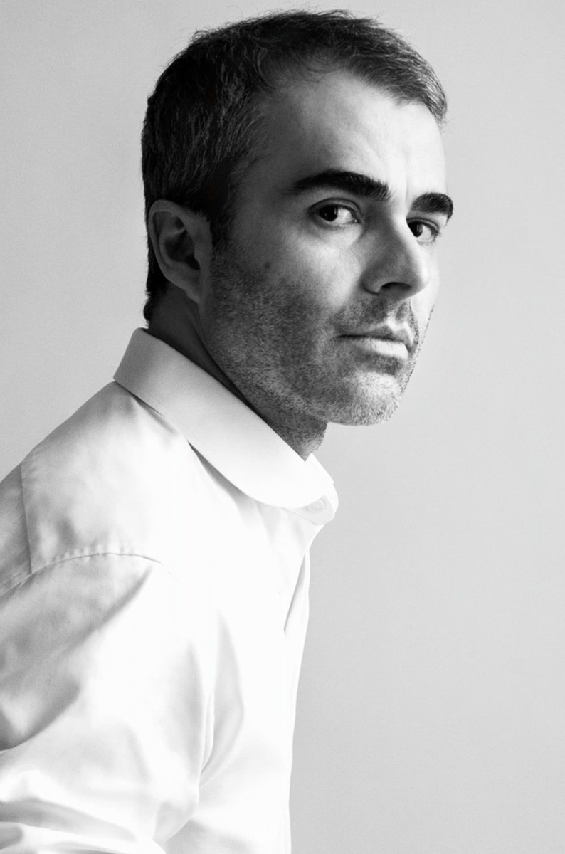 香奈兒J12系列新作：《Couture O'Clock》主題下的高級(jí)訂制時(shí)裝藝術(shù)