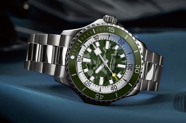 百年靈Superocean超級海洋系列新作：彩虹時標與迷彩面盤的創(chuàng)意展現(xiàn)