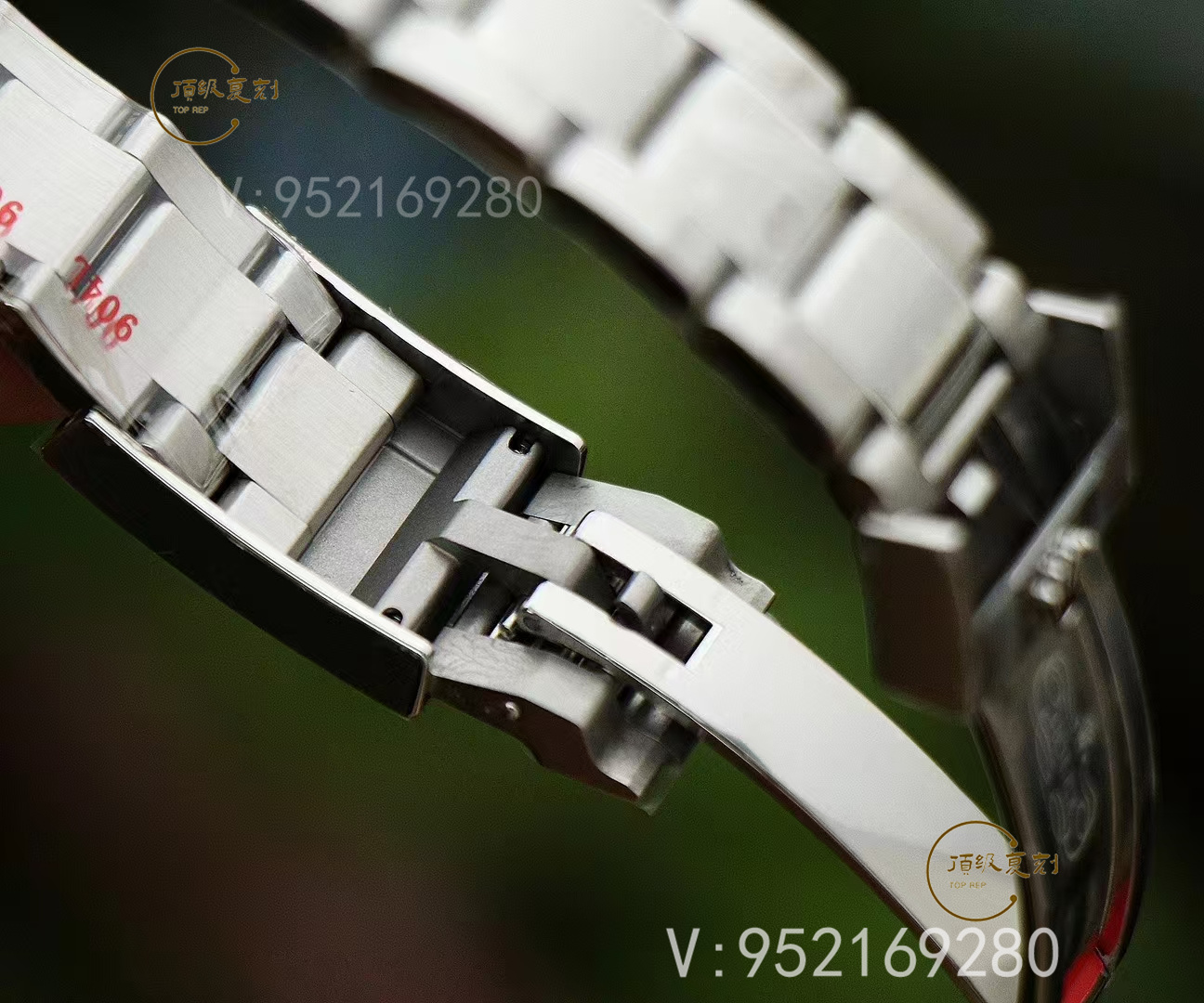 精細對決：VS廠與C廠勞力士迪通拿4130機芯版本對比評測