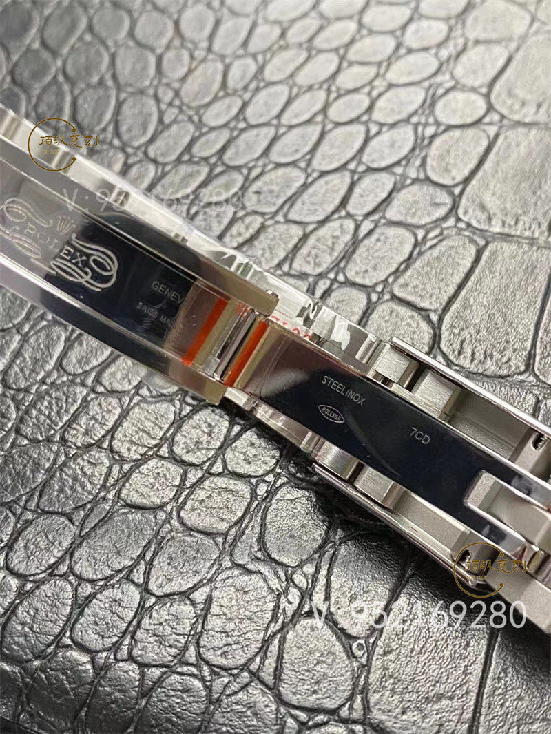 C廠Clean廠勞力士V3版熊貓迪4130機芯版對比APS廠熊貓迪對比評測