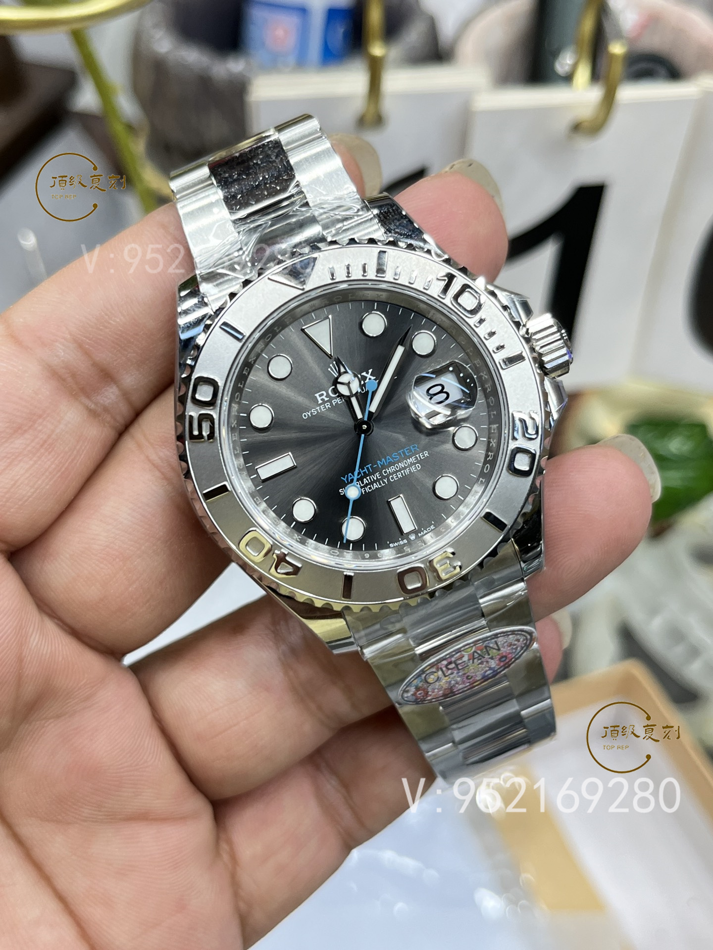 除了定期保養，還有哪些日常使用中可以延長手表壽命的小技巧？